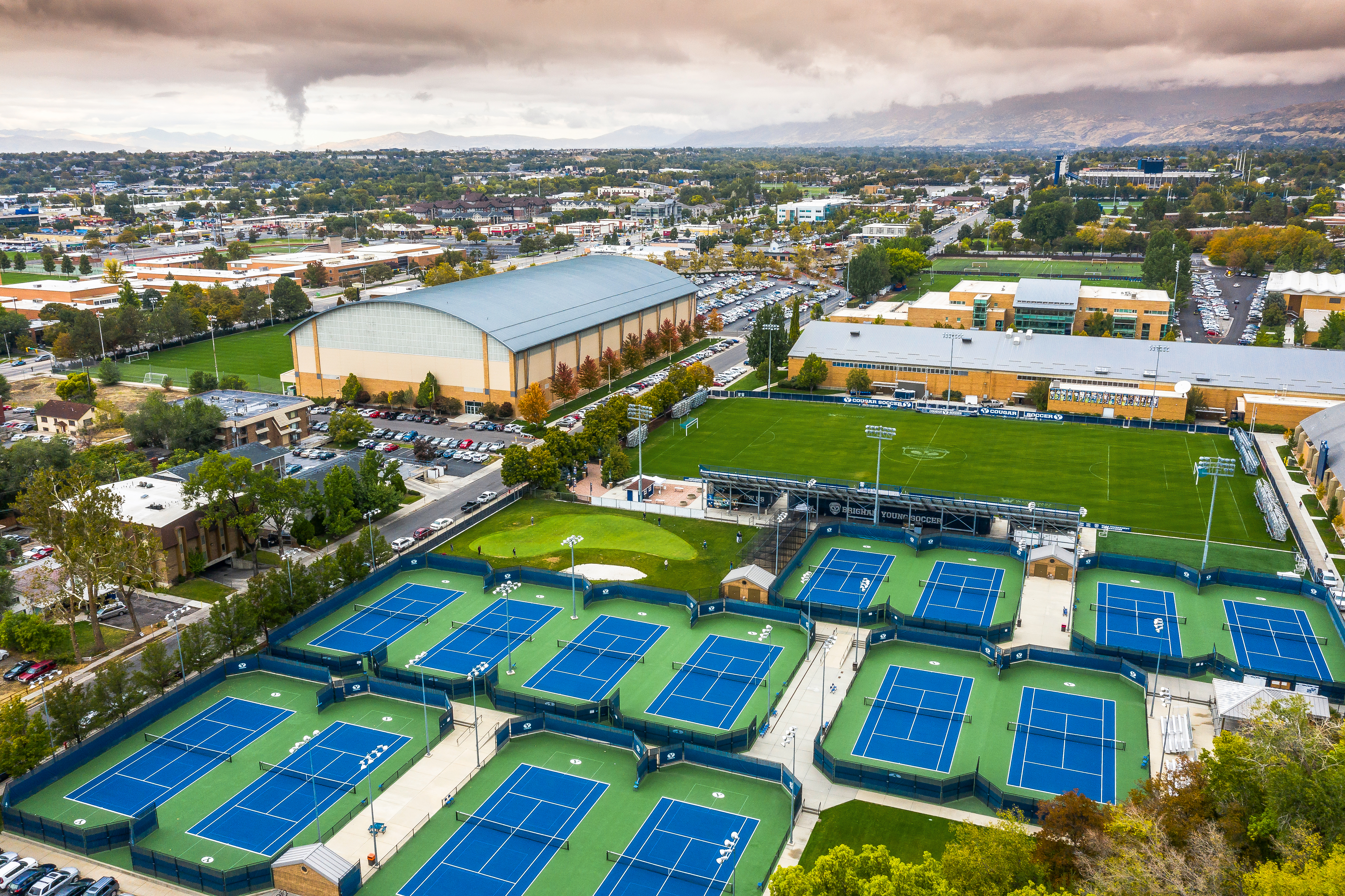 outdoor courts 2.jpg