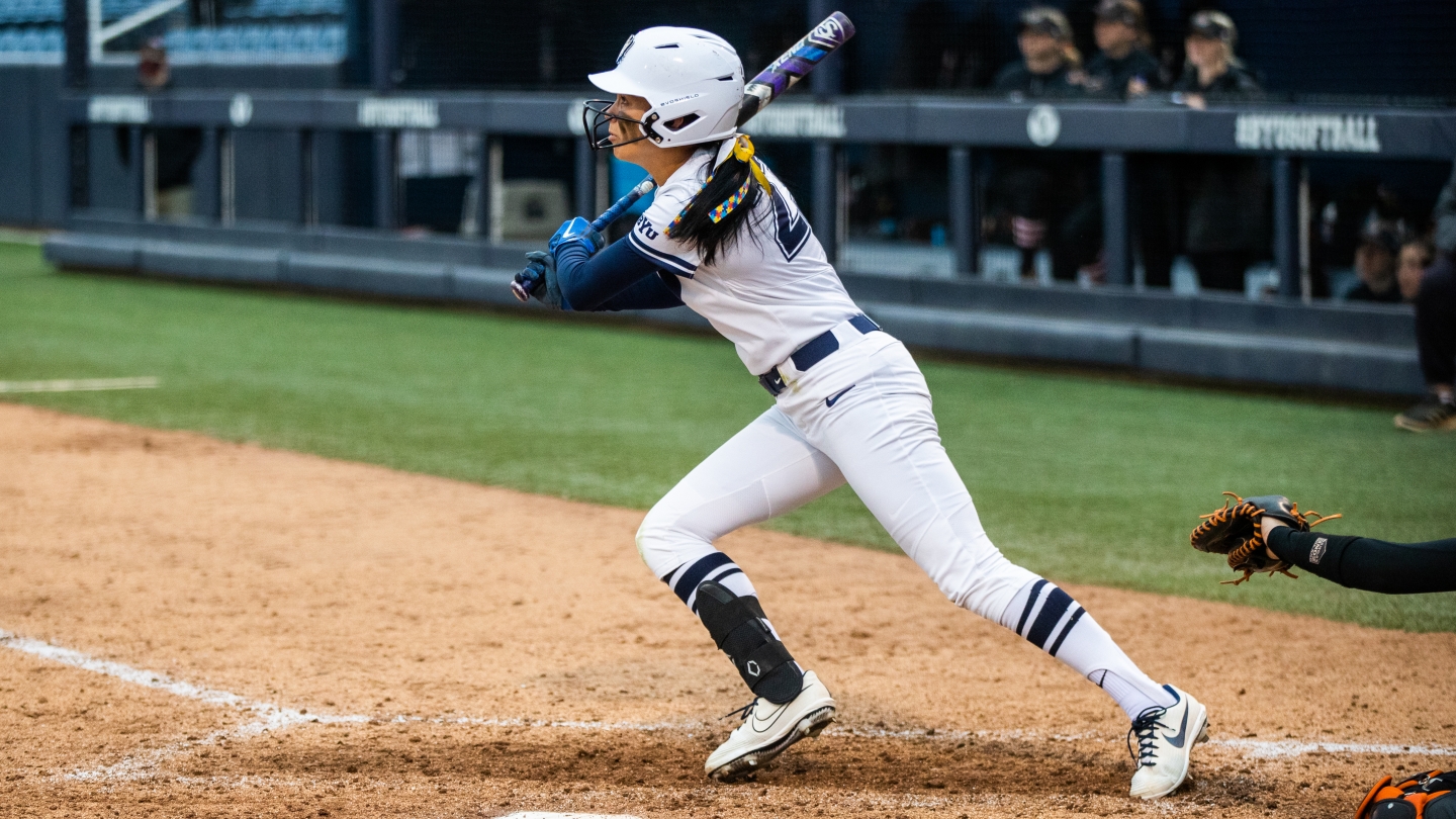 Violet Zavodnik swings against Idaho State