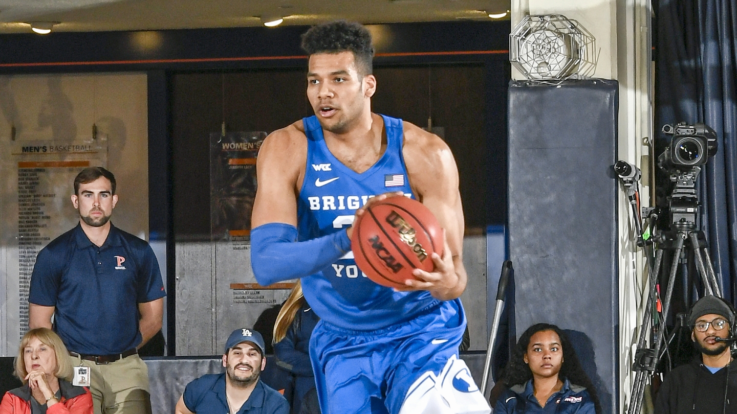 Yoeli Childs handles the ball at Pepperdine.